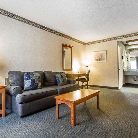 Quality Inn & Suites Silicon Valley Santa Clara Zewnętrze zdjęcie