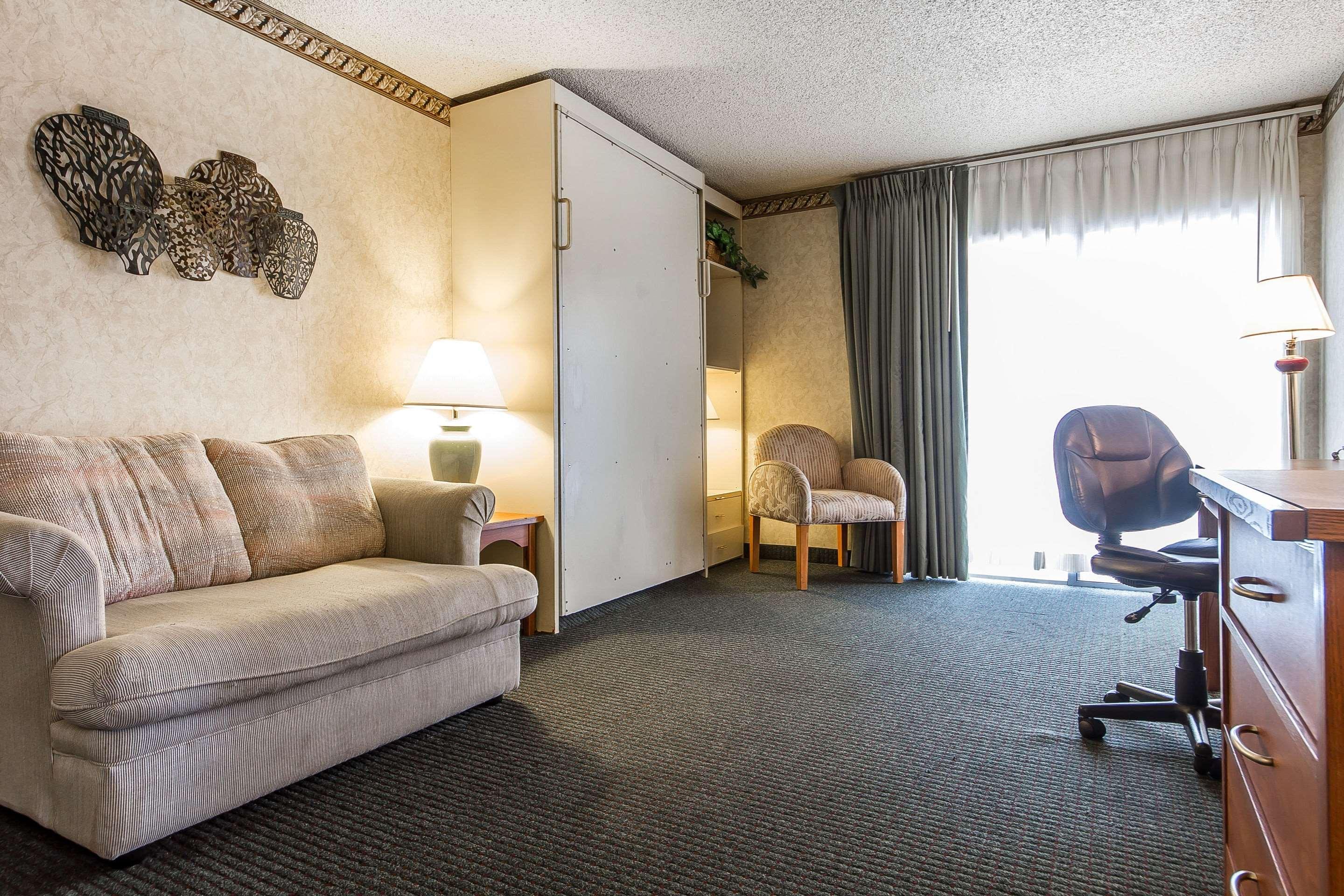 Quality Inn & Suites Silicon Valley Santa Clara Zewnętrze zdjęcie