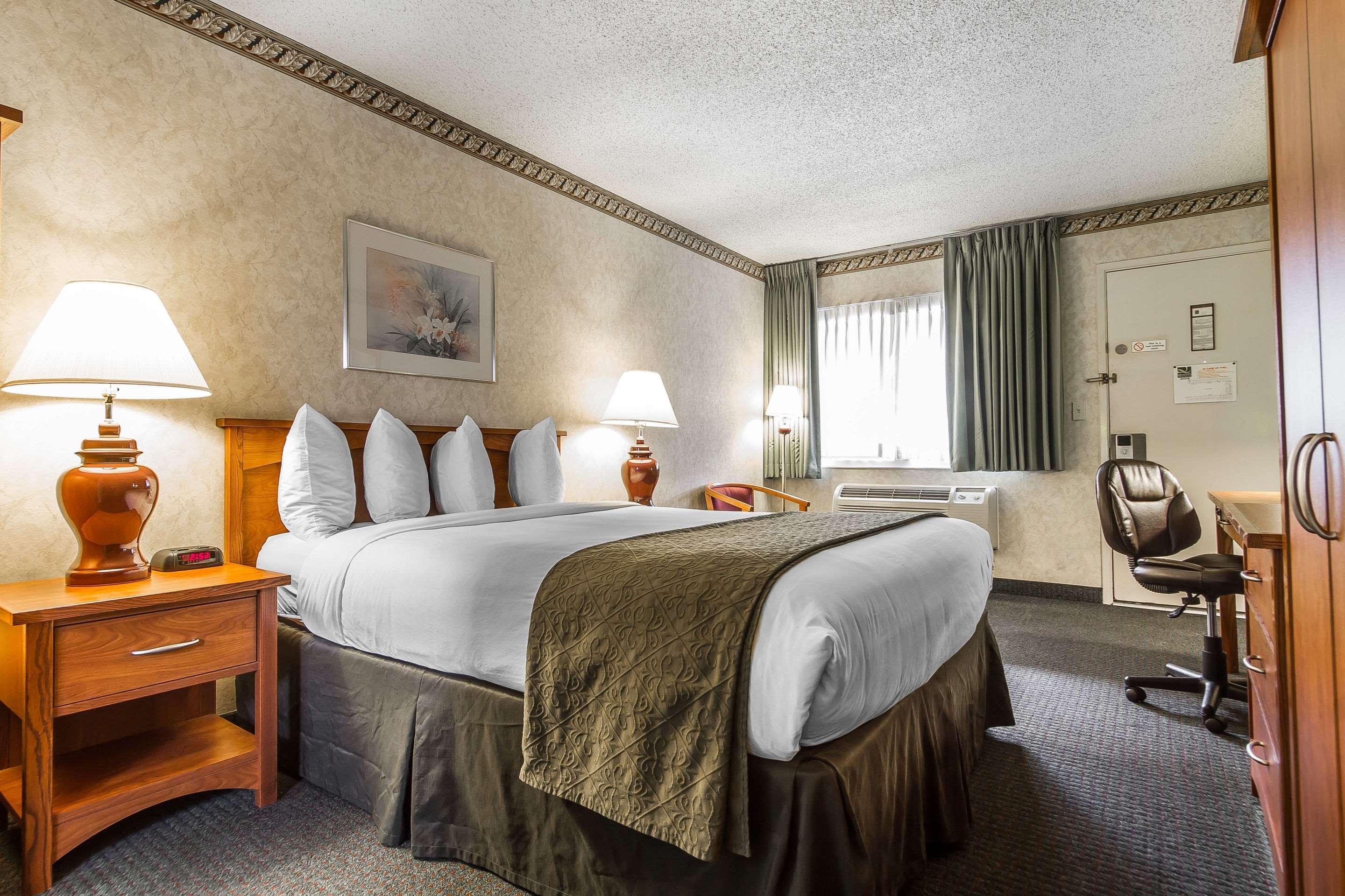 Quality Inn & Suites Silicon Valley Santa Clara Zewnętrze zdjęcie