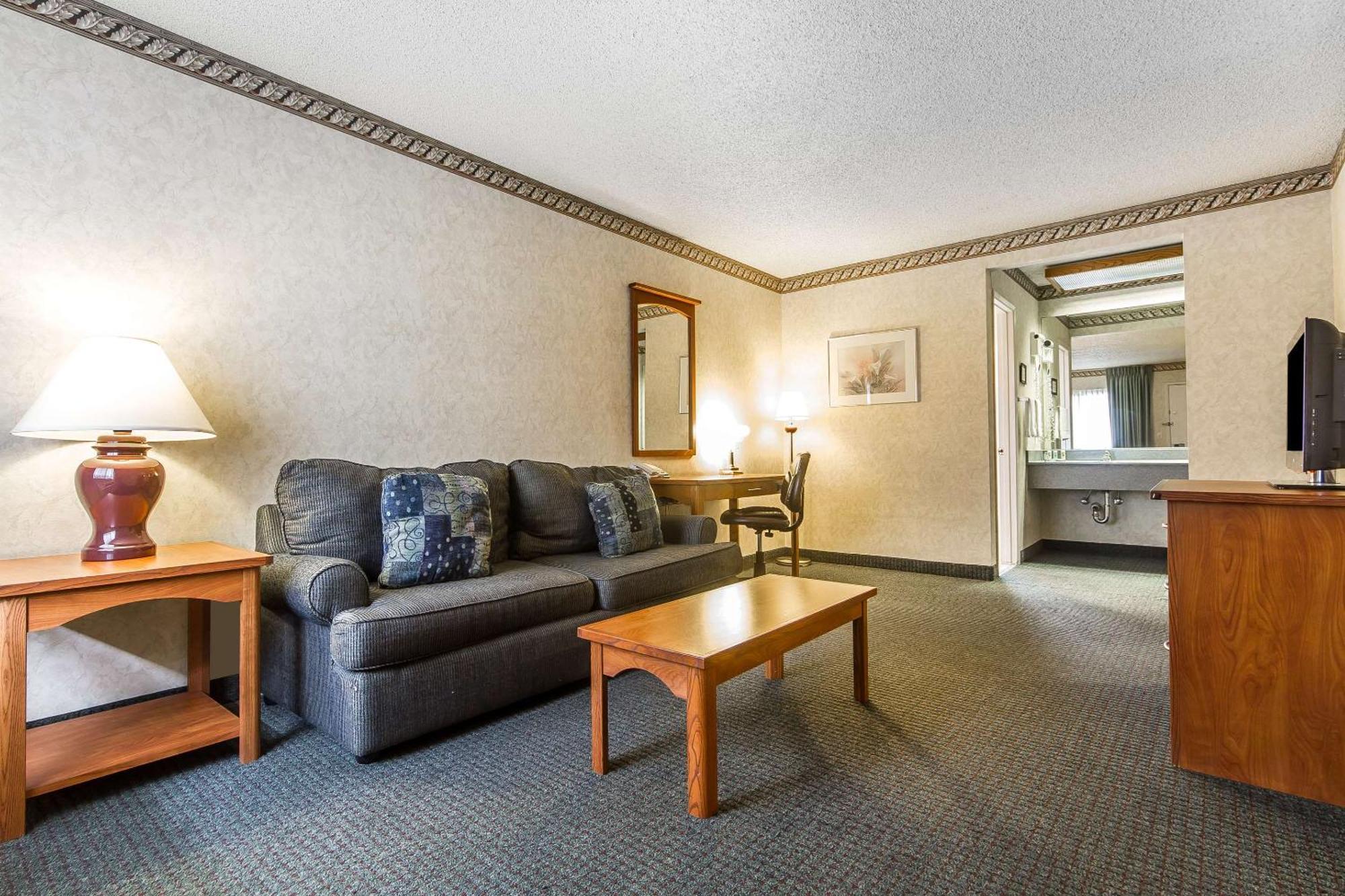 Quality Inn & Suites Silicon Valley Santa Clara Zewnętrze zdjęcie