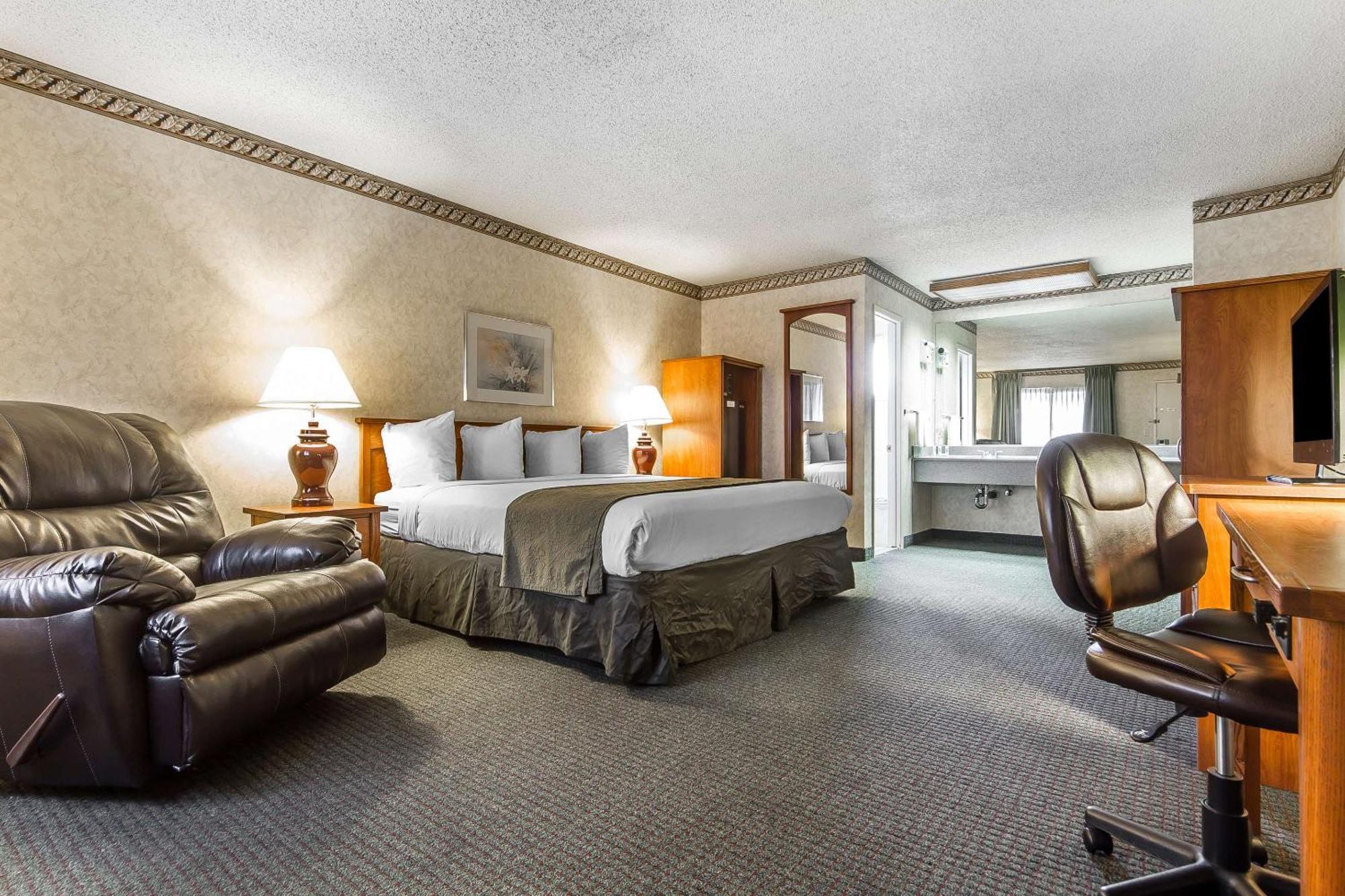 Quality Inn & Suites Silicon Valley Santa Clara Zewnętrze zdjęcie
