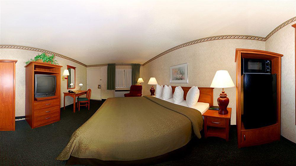 Quality Inn & Suites Silicon Valley Santa Clara Zewnętrze zdjęcie